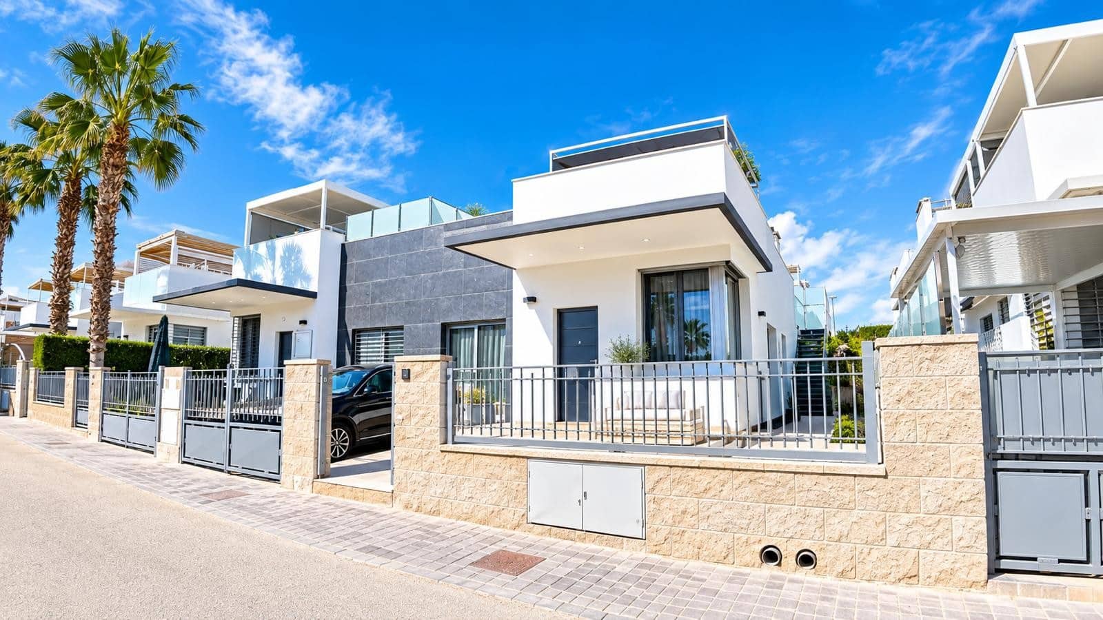 3 quarto Moradia Geminada para venda em Pueblo Bravo com piscina garagem - 299 000 € (Ref: 10161781)
