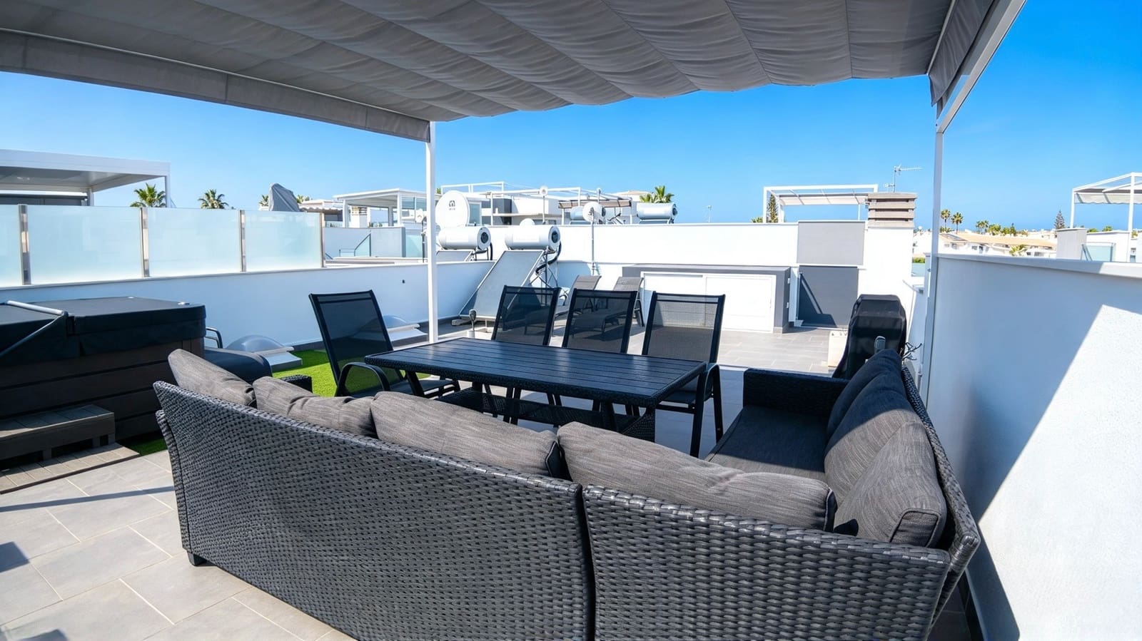 3 quarto Moradia Geminada para venda em Pueblo Bravo com piscina garagem - 299 000 € (Ref: 10161781)
