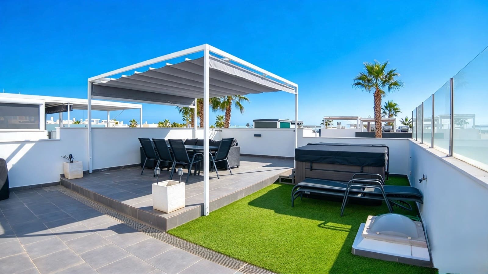 3 quarto Moradia Geminada para venda em Pueblo Bravo com piscina garagem - 299 000 € (Ref: 10161781)