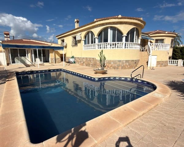 3 Zimmer Villa zu verkaufen in Ciudad Quesada, Rojales mit Pool - 600.000 € (Ref: 10161786)