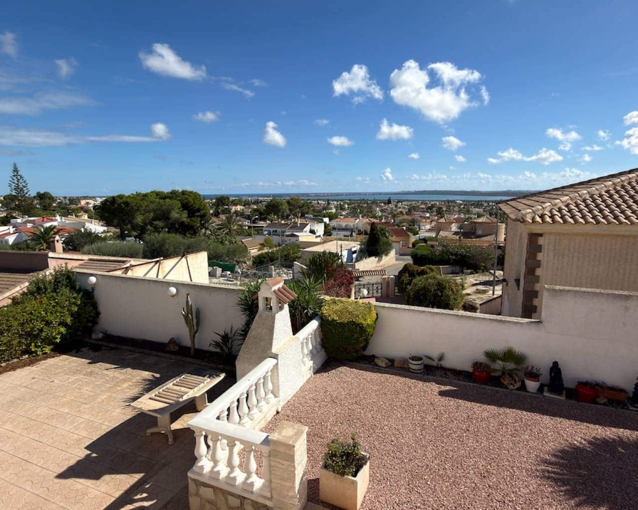 3 Zimmer Villa zu verkaufen in Ciudad Quesada mit Pool - 600.000 € (Ref: 10161786)