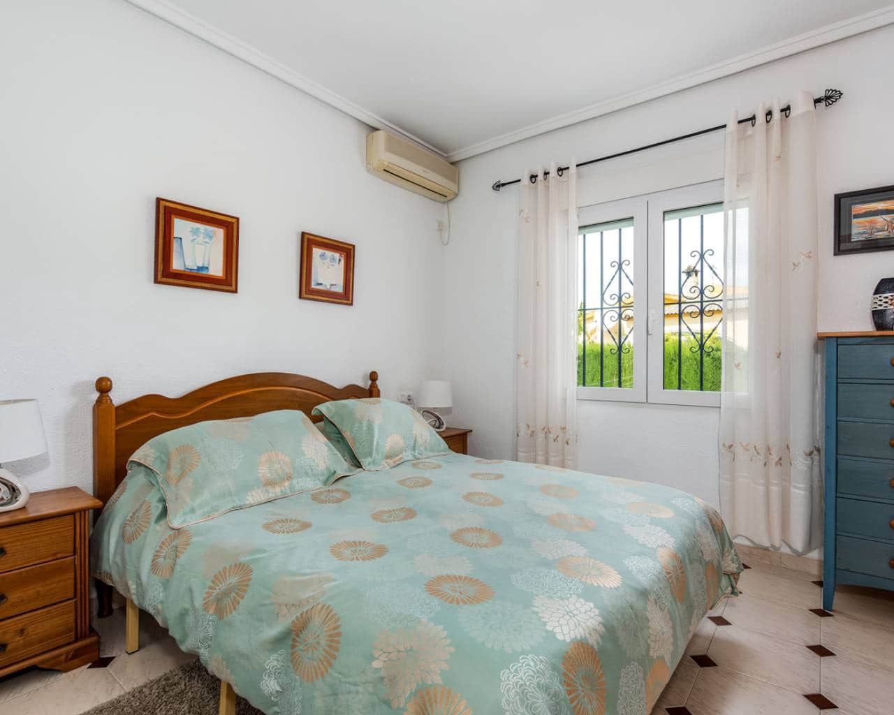 4 bedroom Villa for sale in Ciudad Quesada with pool garage - € 580,000 (Ref: 10161799)