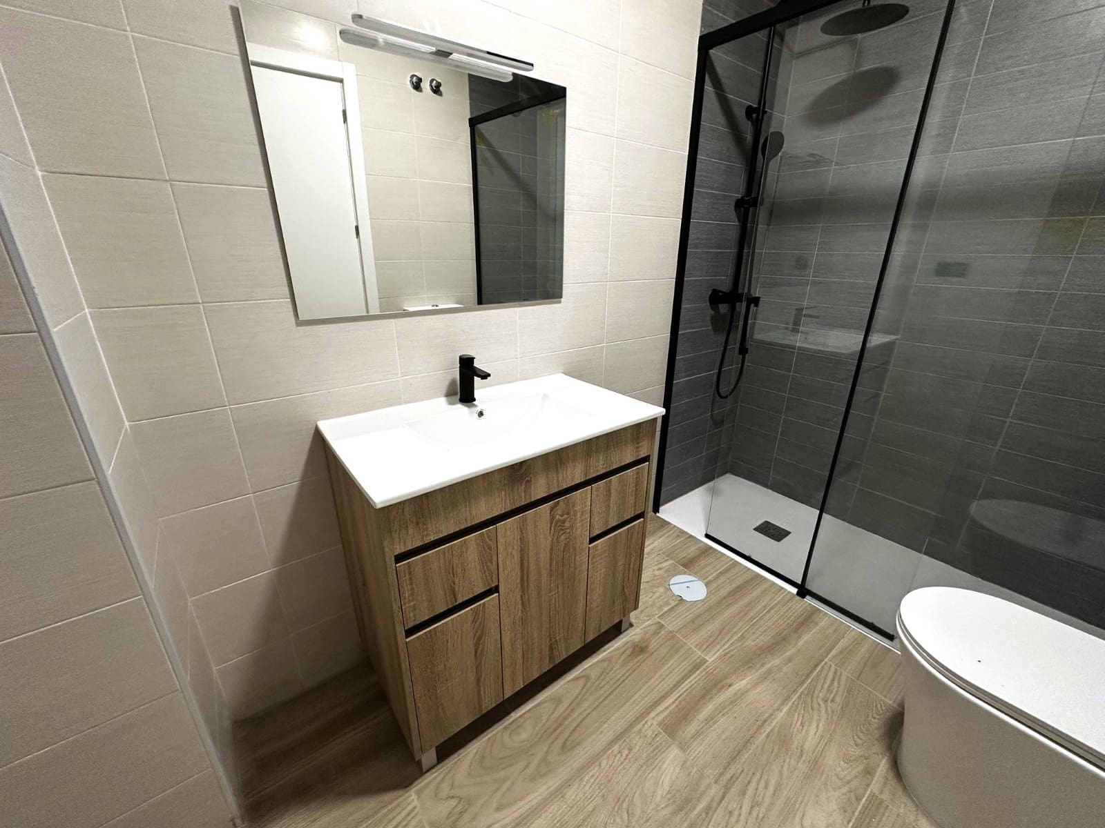 2 bedroom Apartment for sale in Algorfa with pool - € 164,425 (Ref: 8284609)