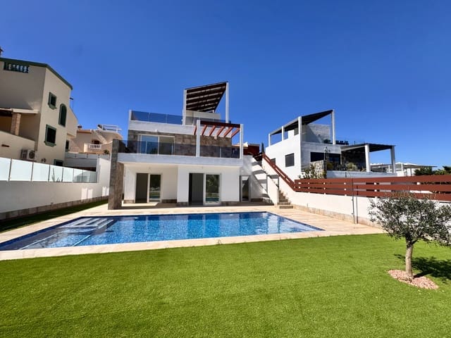 3 soveværelse Villa til salg i Ciudad Quesada, Rojales med swimmingpool - € 852.000 (Ref: 8426977)