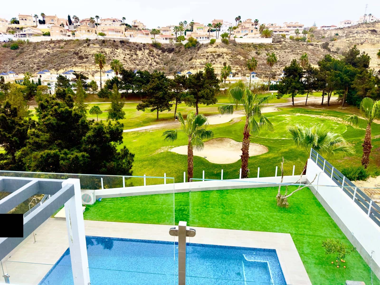 3 soveværelse Villa til salg i Rojales med swimmingpool - € 852.000 (Ref: 8426977)