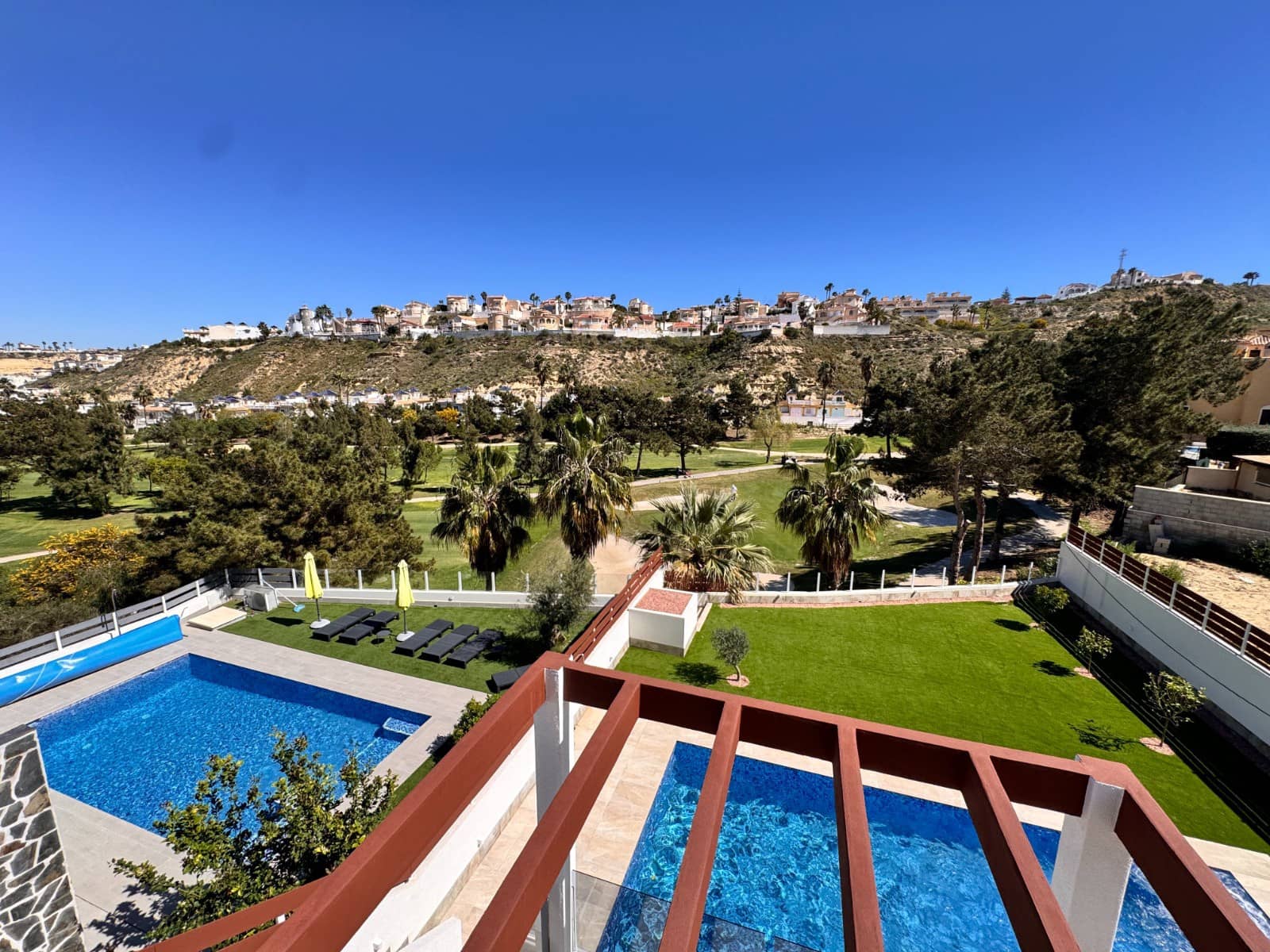 3 soveværelse Villa til salg i Rojales med swimmingpool - € 852.000 (Ref: 8426977)