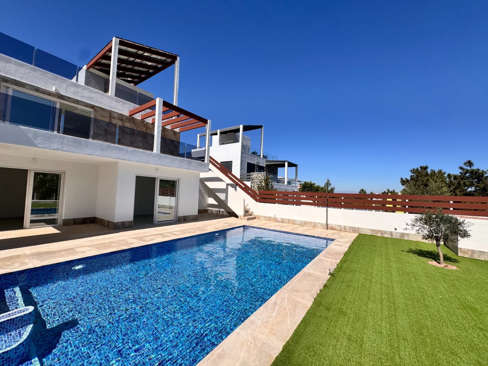 3 soveværelse Villa til salg i Rojales med swimmingpool - € 852.000 (Ref: 8426977)
