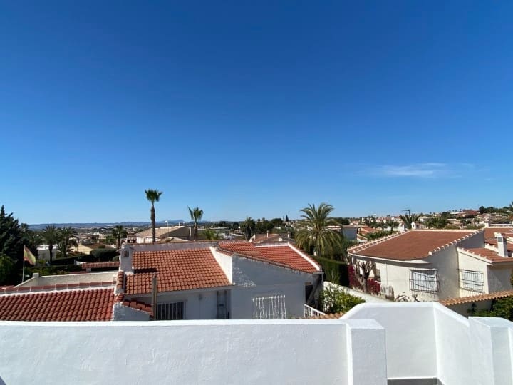 3 Zimmer Villa zu verkaufen in Ciudad Quesada mit Pool - 530.000 € (Ref: 8427222)