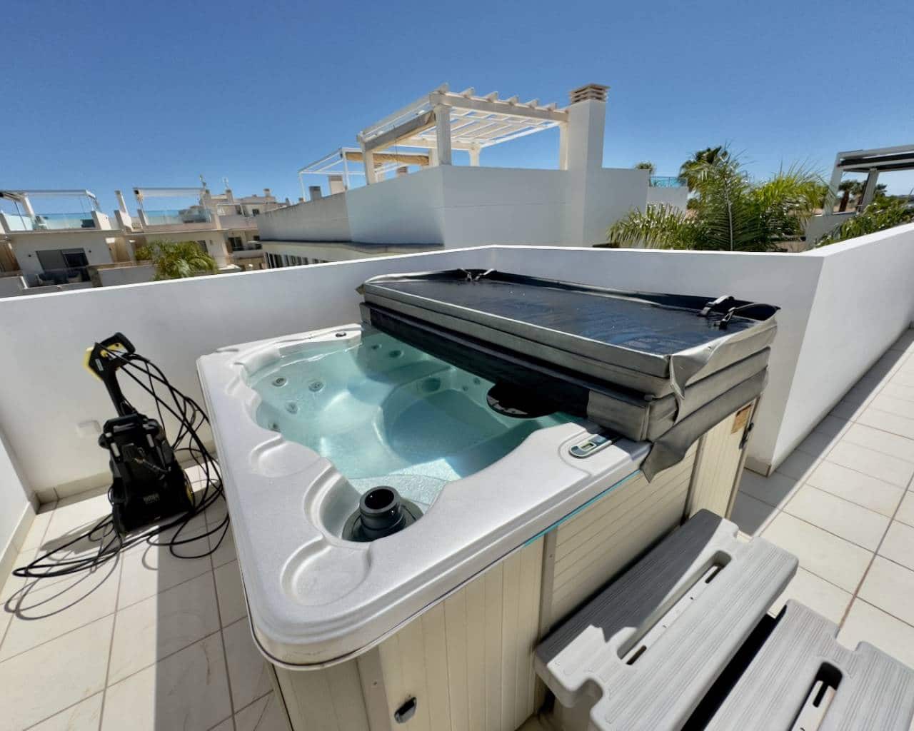 3 bedroom Villa for sale in Ciudad Quesada with pool - € 465,000 (Ref: 8427410)