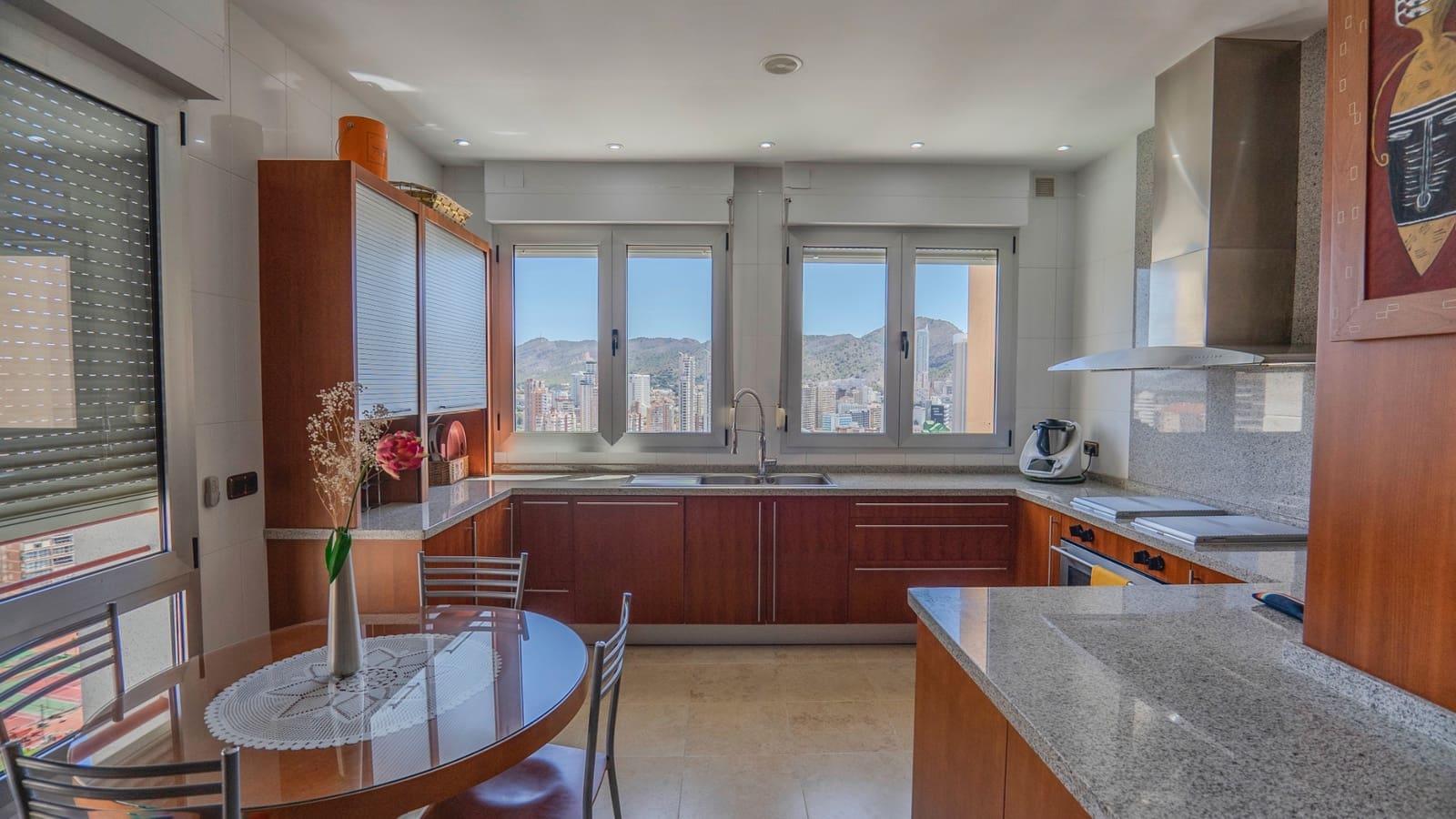 5 soveværelse Lejlighed til salg i Benidorm med swimmingpool - € 1.700.000 (Ref: 8427417)