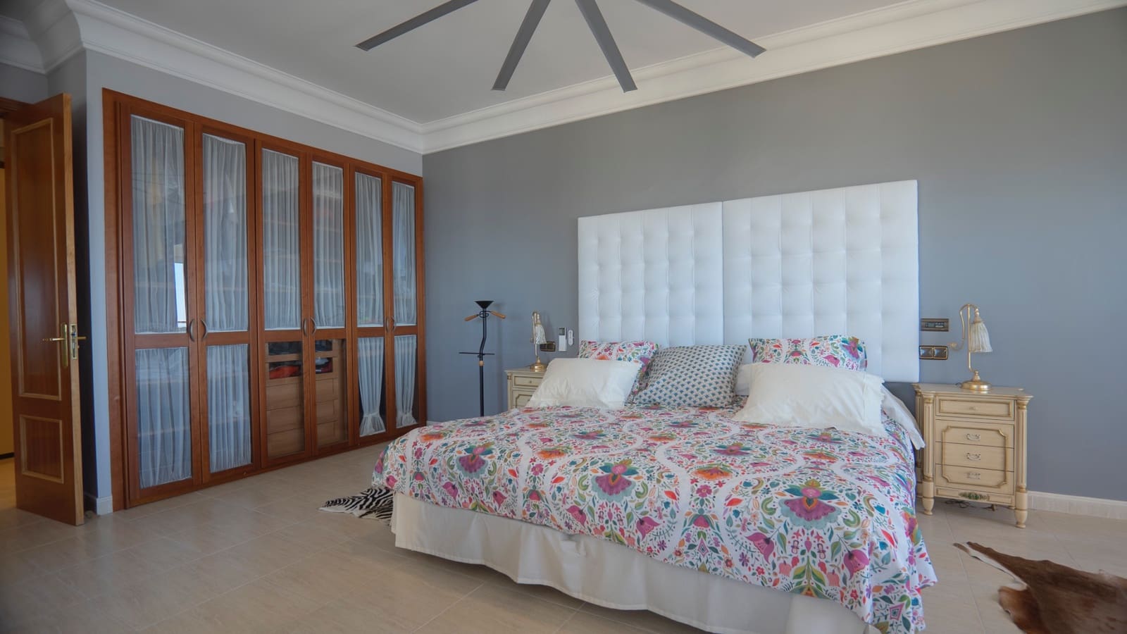 5 soveværelse Lejlighed til salg i Benidorm med swimmingpool - € 1.700.000 (Ref: 8427417)