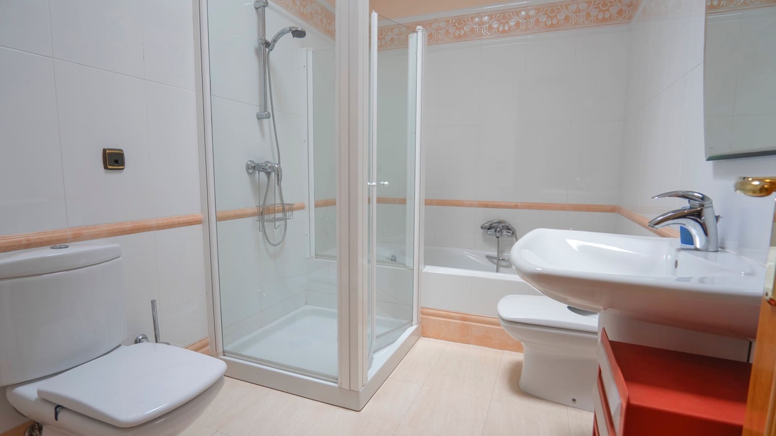 5 soveværelse Lejlighed til salg i Benidorm med swimmingpool - € 1.700.000 (Ref: 8427417)