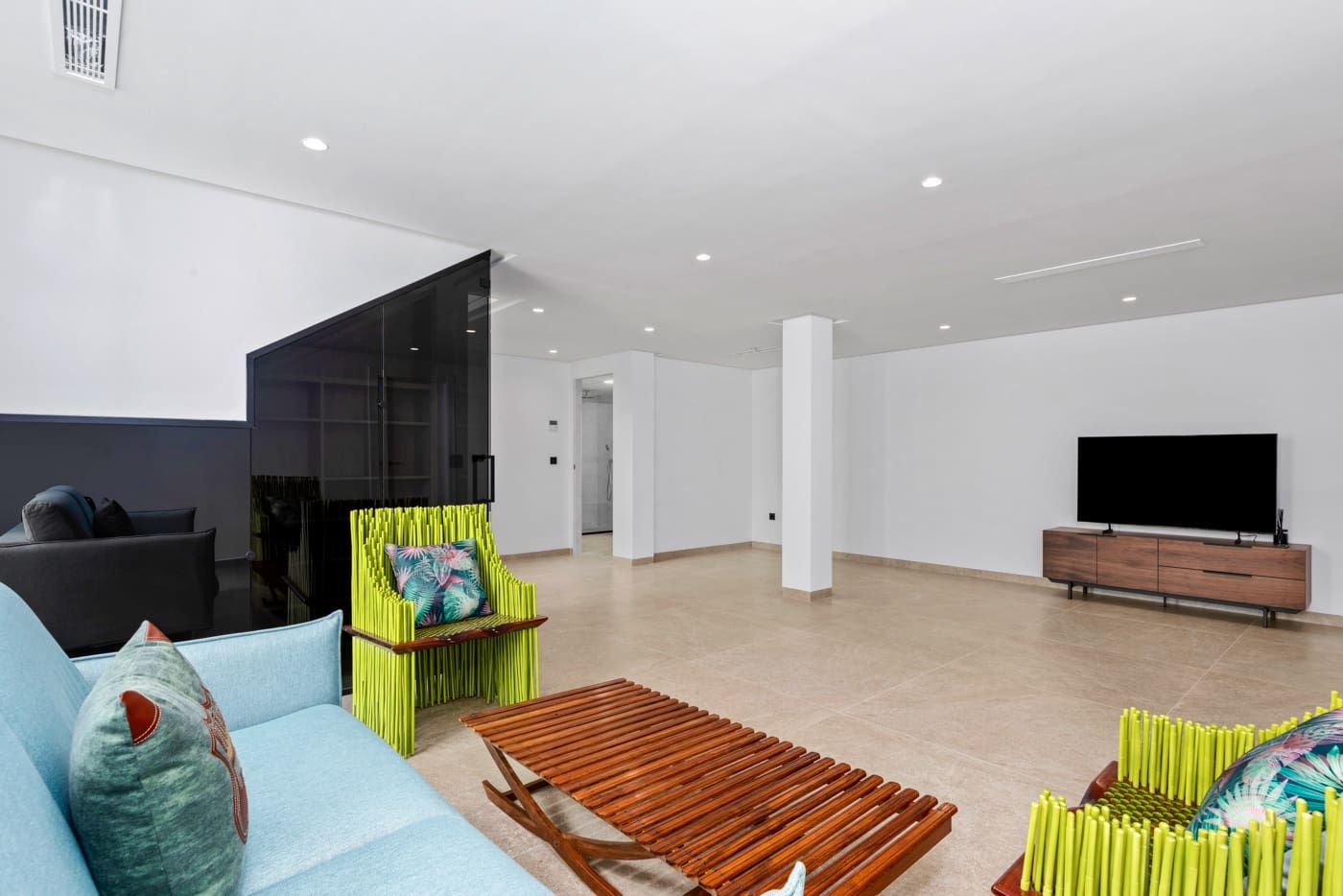 3 soveværelse Villa til salg i El Campello med swimmingpool - € 1.390.000 (Ref: 8473791)