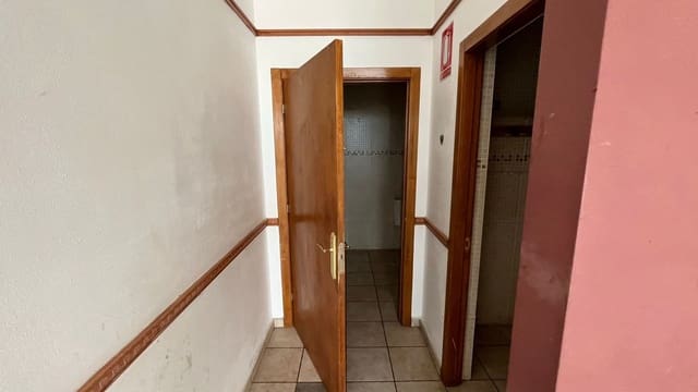 Commercial for sale in Ciudad Quesada, Rojales - € 179,950 (Ref: 8625755)