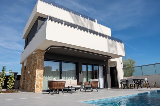 3 bedroom Villa for sale in Ciudad Quesada, Rojales with pool - € 588,000 (Ref: 8753911)