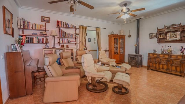 3 bedroom Finca/Country House for sale in San Bartolomé, Orihuela with pool - € 379,950 (Ref: 8777378)