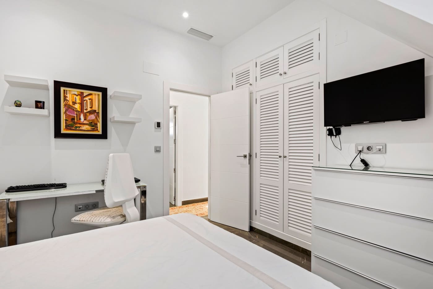 5 slaapkamer Villa te koop in Alicante stad met zwembad - € 1.365.000 (Ref: 8822063)