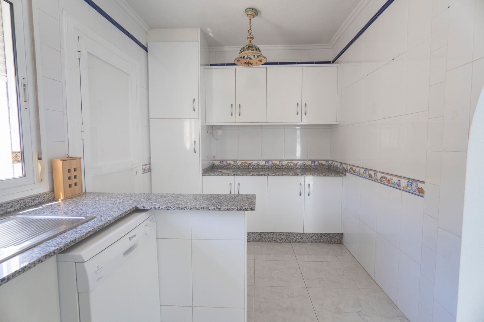 4 bedroom Villa for sale in Ciudad Quesada with pool - € 375,000 (Ref: 8842448)