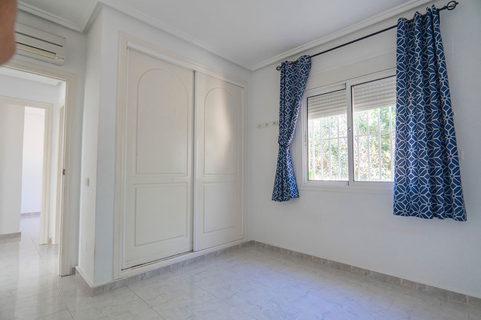 4 bedroom Villa for sale in Ciudad Quesada with pool - € 375,000 (Ref: 8842448)