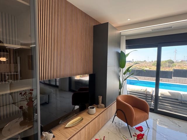 3 Zimmer Villa zu verkaufen in Ciudad Quesada, Rojales mit Pool - 496.000 € (Ref: 8861725)