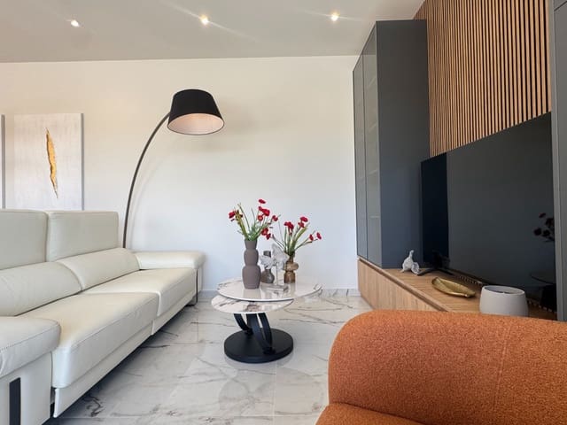 3 Zimmer Villa zu verkaufen in Ciudad Quesada, Rojales mit Pool - 496.000 € (Ref: 8861725)