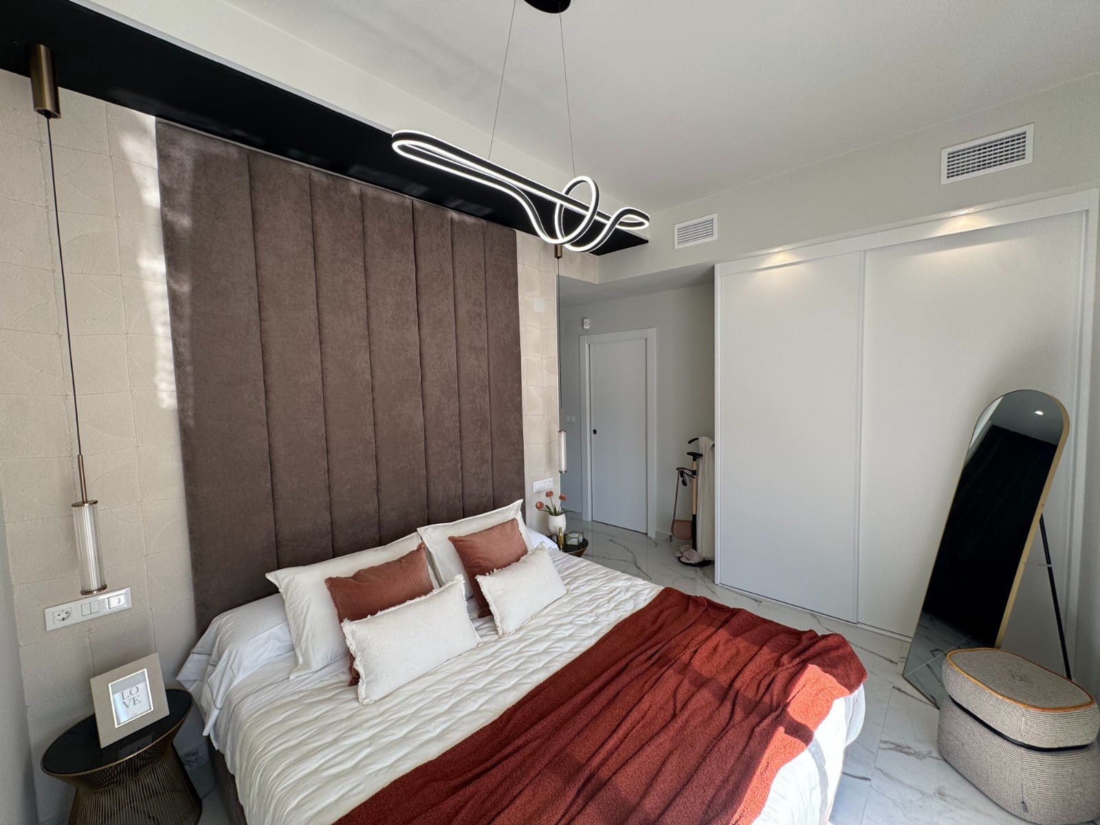 3 Zimmer Villa zu verkaufen in Ciudad Quesada mit Pool - 496.000 € (Ref: 8861725)