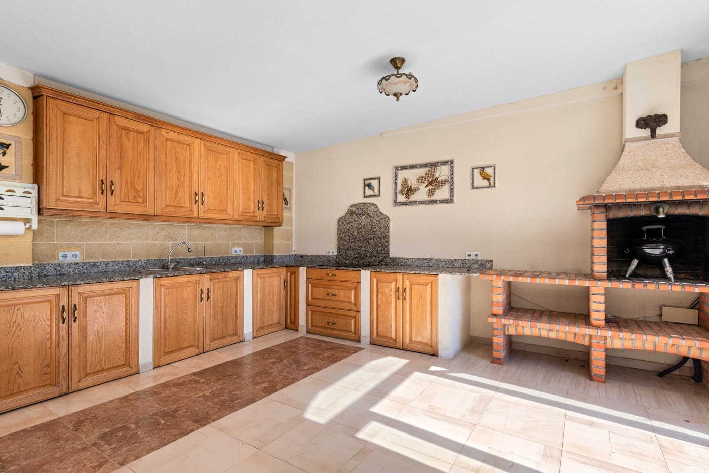 6 bedroom Villa for sale in Playa Flamenca with pool - € 2,095,000 (Ref: 8912896)