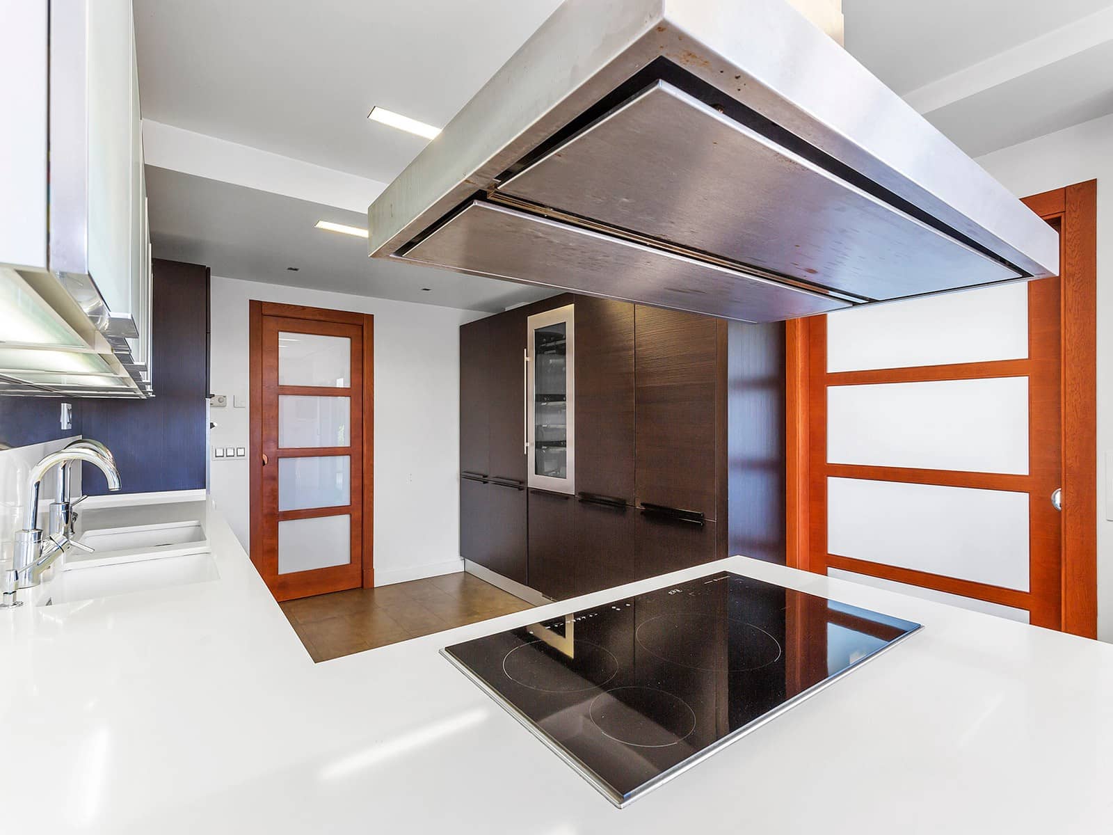 6 bedroom Villa for sale in Algorfa with pool - € 1,550,000 (Ref: 8912910)