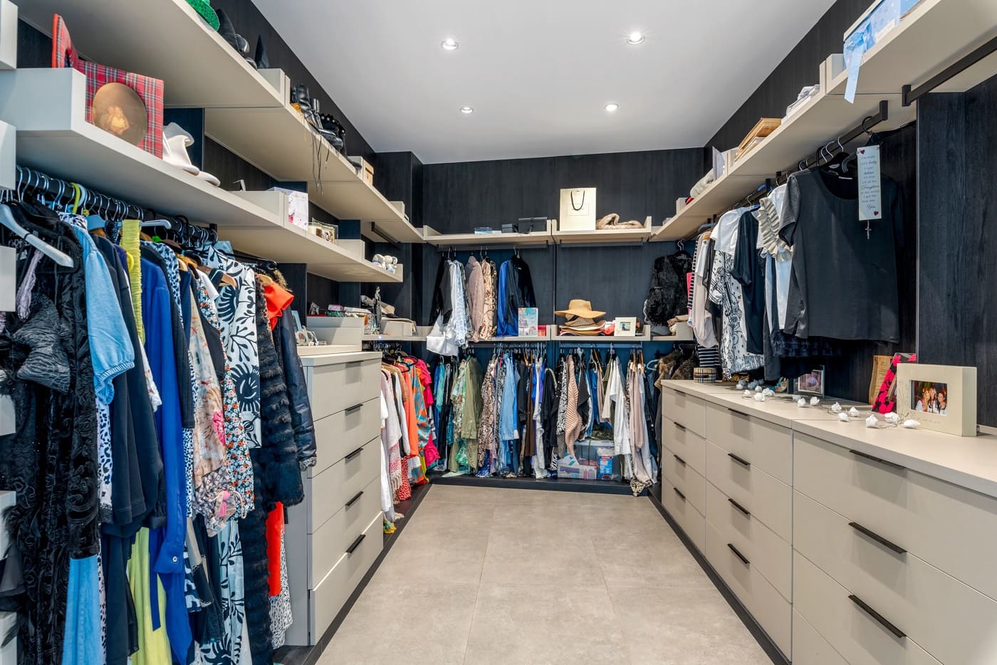 6 bedroom Villa for sale in Cabo Roig with pool - € 4,750,000 (Ref: 8948824)