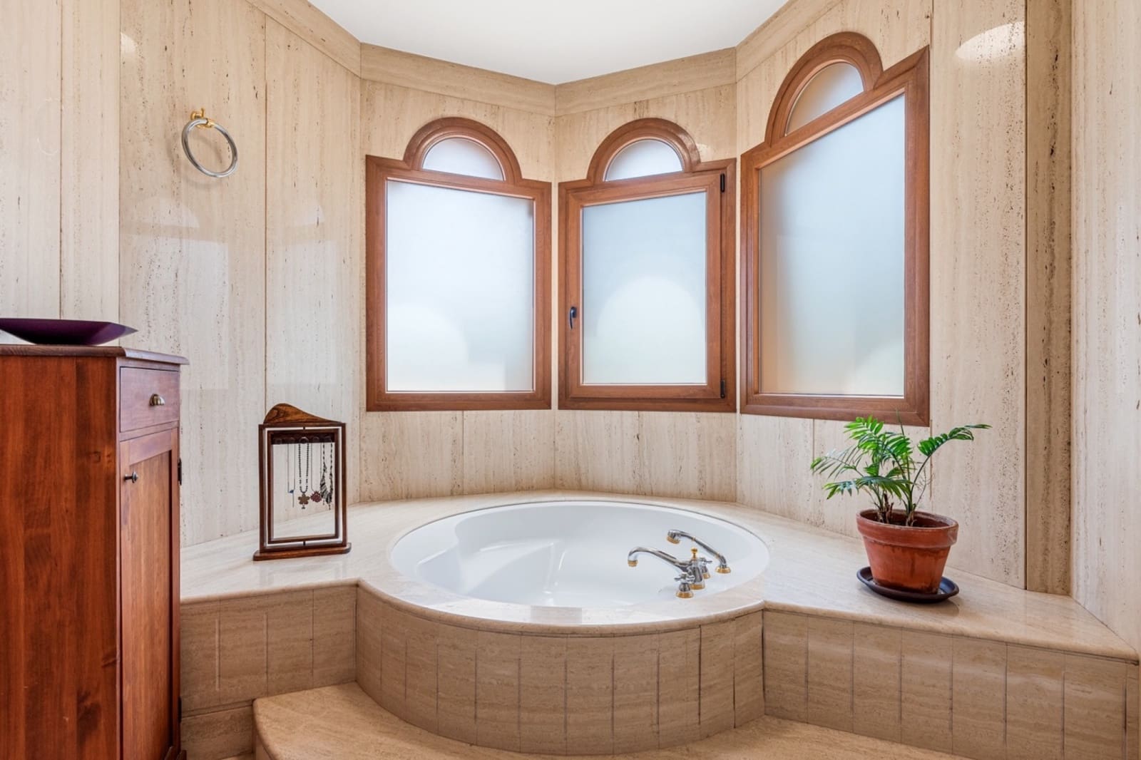 5 soveværelse Villa til salg i Elche / Elx med swimmingpool - € 1.165.000 (Ref: 8980210)