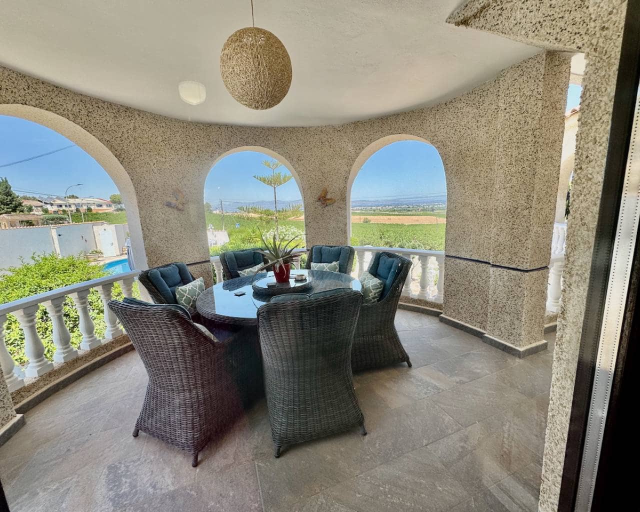 5 soveværelse Villa til salg i Algorfa med swimmingpool - € 685.000 (Ref: 9017419)