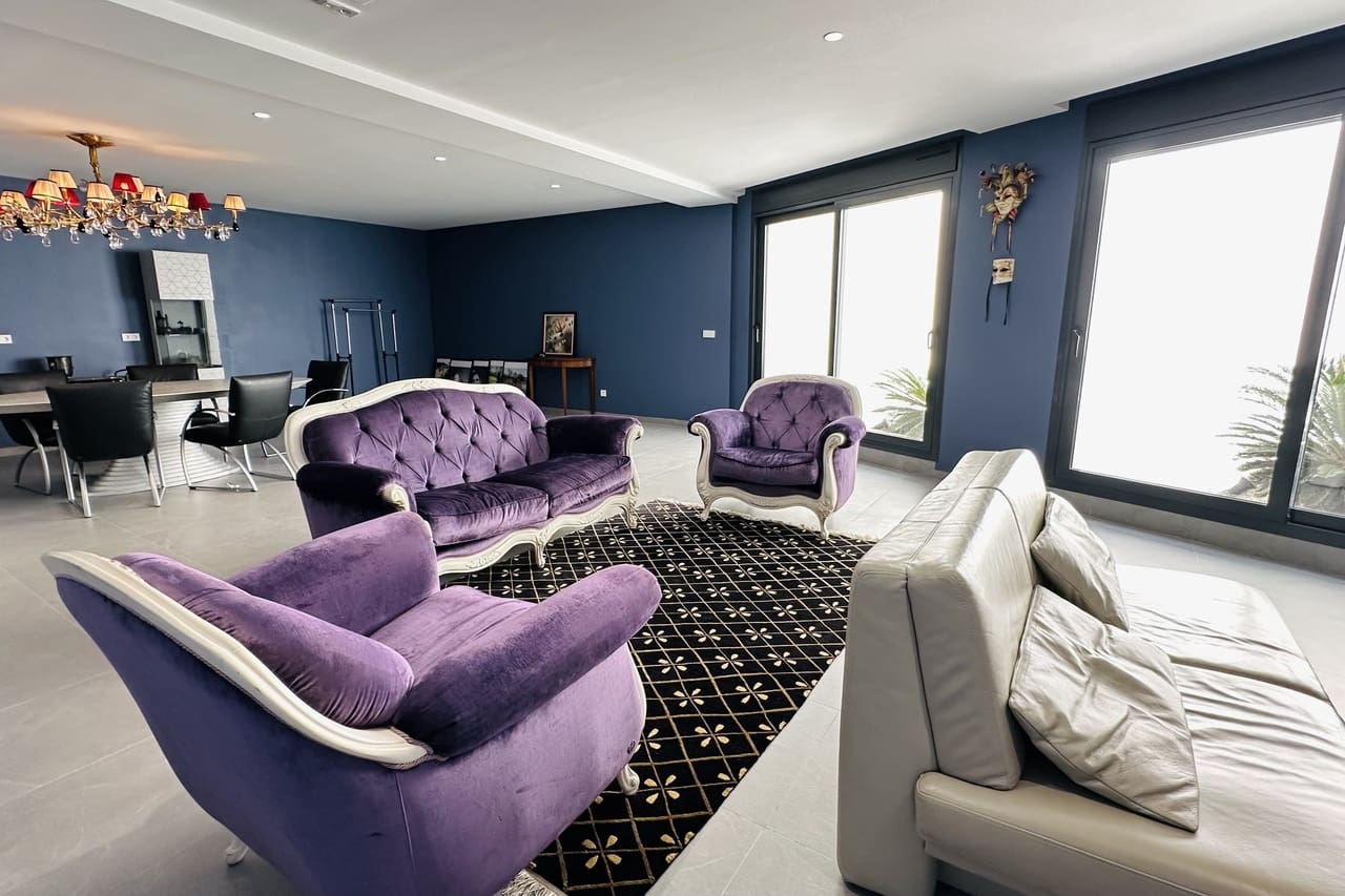 Chalet de 6 habitaciones en Las Colinas Golf en venta - 2.195.000 € (Ref: 9042139)