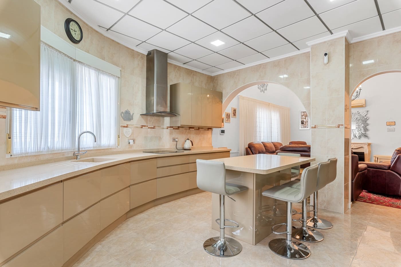 Chalet de 7 habitaciones en Ciudad Quesada en venta con piscina - 750.000 € (Ref: 9048664)