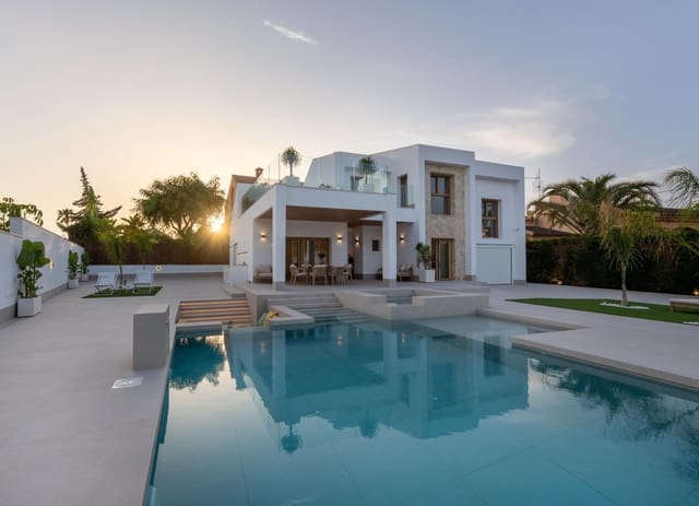4 soveværelse Villa til salg i Dehesa de Campoamor, Orihuela med swimmingpool - € 1.350.000 (Ref: 9096033)
