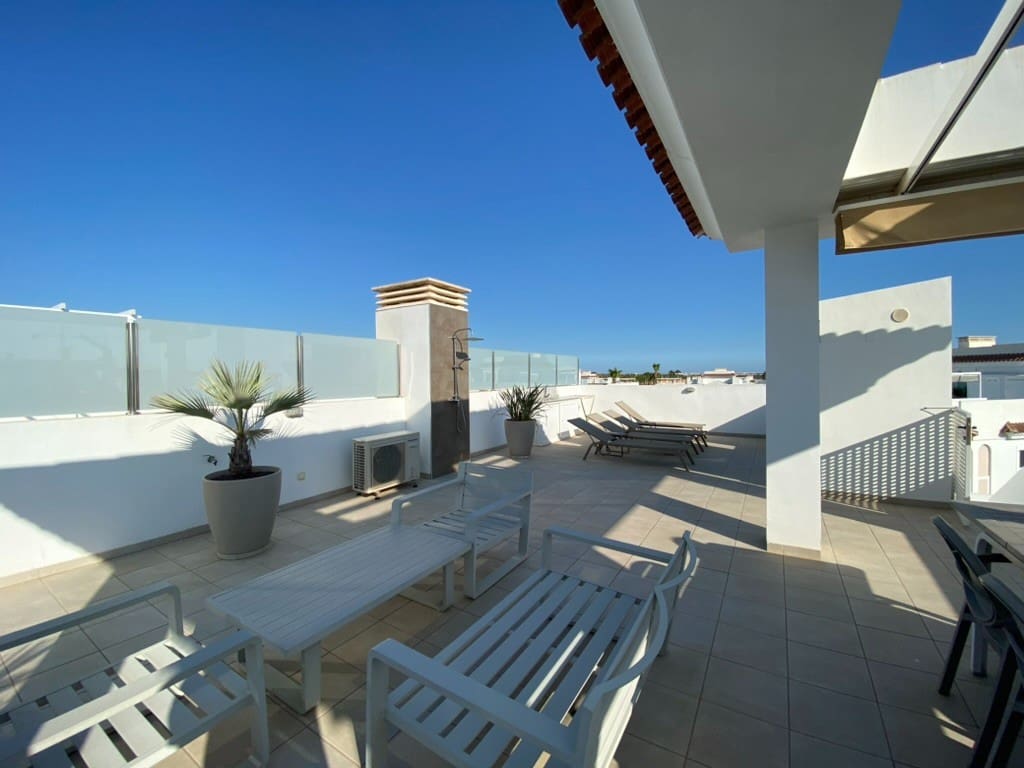 2 bedroom Apartment for sale in Ciudad Quesada with pool - € 299,900 (Ref: 9107615)