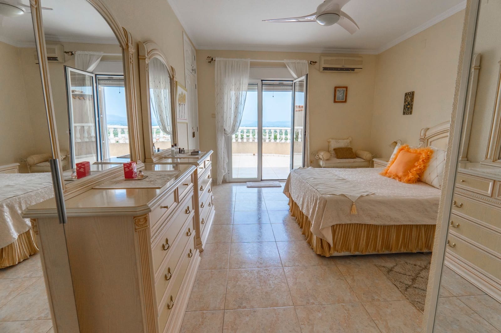 5 quarto Moradia para venda em Ciudad Quesada com piscina - 350 000 € (Ref: 9123538)