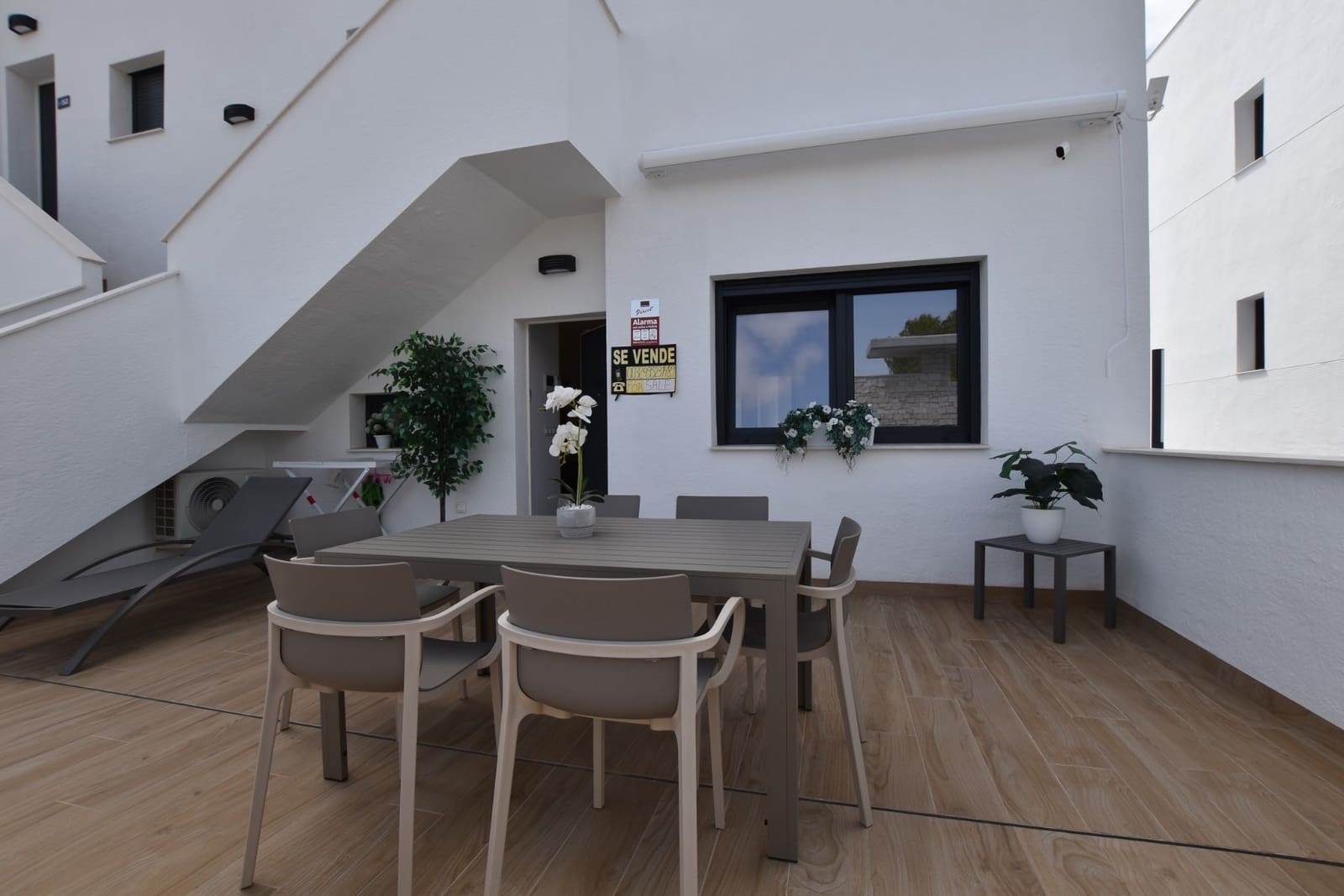 2 slaapkamer Appartement te koop in Los Balcones met zwembad - € 299.995 (Ref: 9181929)