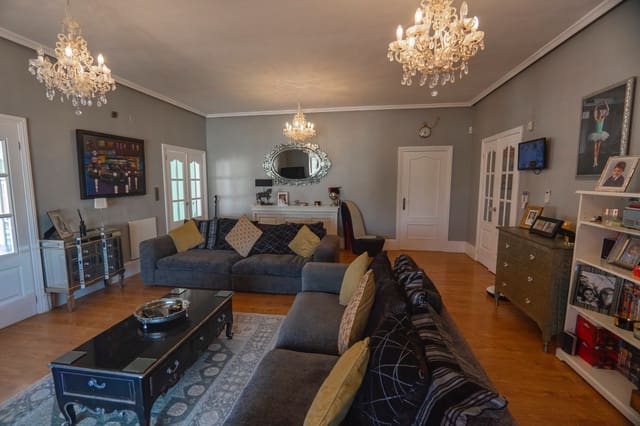 6 bedroom Villa for sale in Heredades, Almoradí with pool - € 650,000 (Ref: 9199788)