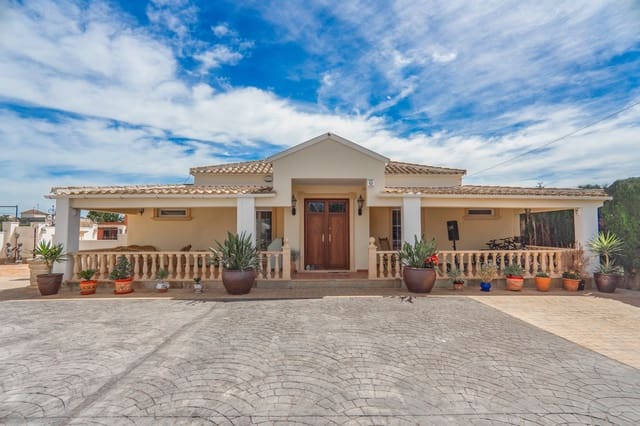 6 bedroom Villa for sale in Heredades, Almoradí with pool - € 650,000 (Ref: 9199788)