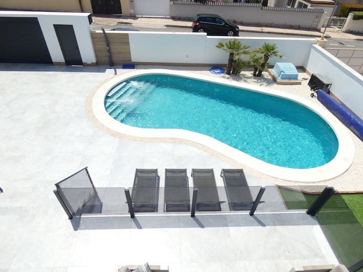 4 bedroom Villa for sale in Ciudad Quesada - € 699,900 (Ref: 9278706)