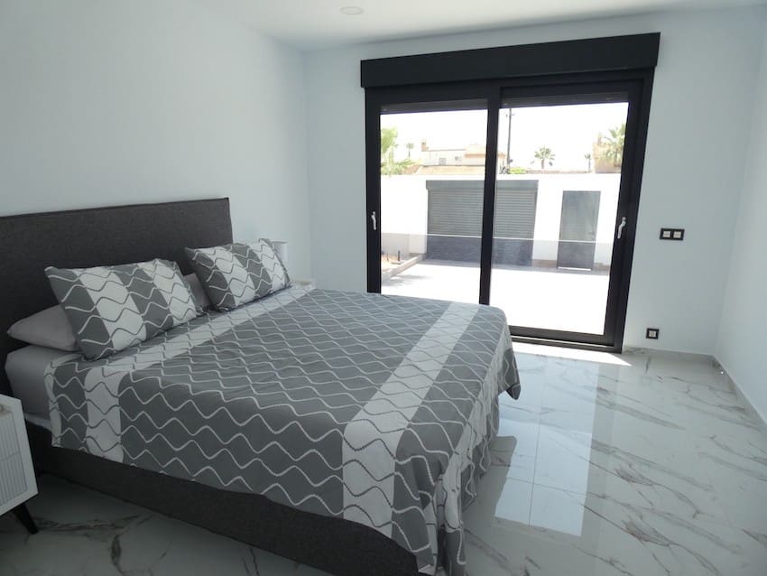 4 bedroom Villa for sale in Ciudad Quesada - € 699,900 (Ref: 9278706)