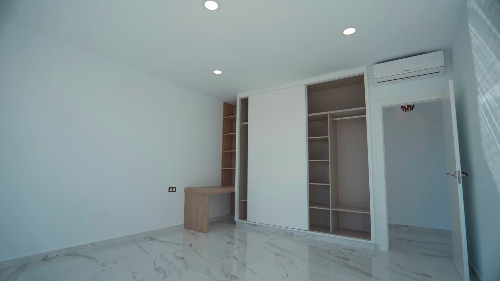 4 chambre Villa/Maison à vendre à Ciudad Quesada - 699 900 € (Ref: 9278706)