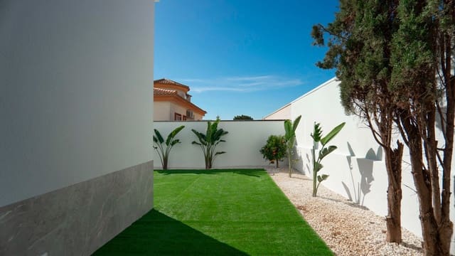 4 chambre Villa/Maison à vendre à Ciudad Quesada, Rojales - 699 900 € (Ref: 9278706)