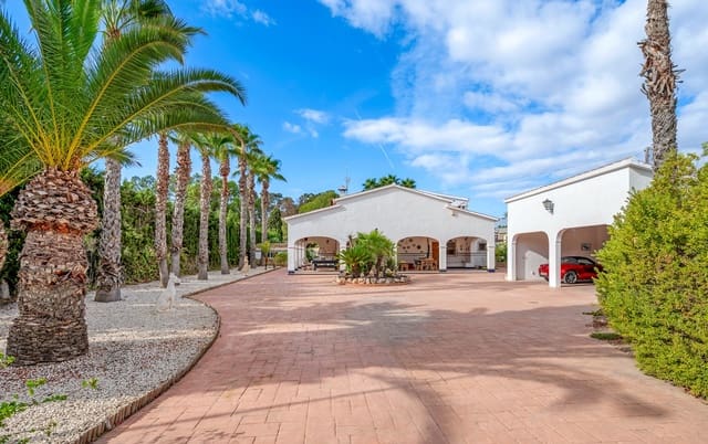 6 makuuhuone Huvila myytävänä paikassa Valverde, Elche / Elx mukana uima-altaan - 560 000 € (Ref: 9296385)