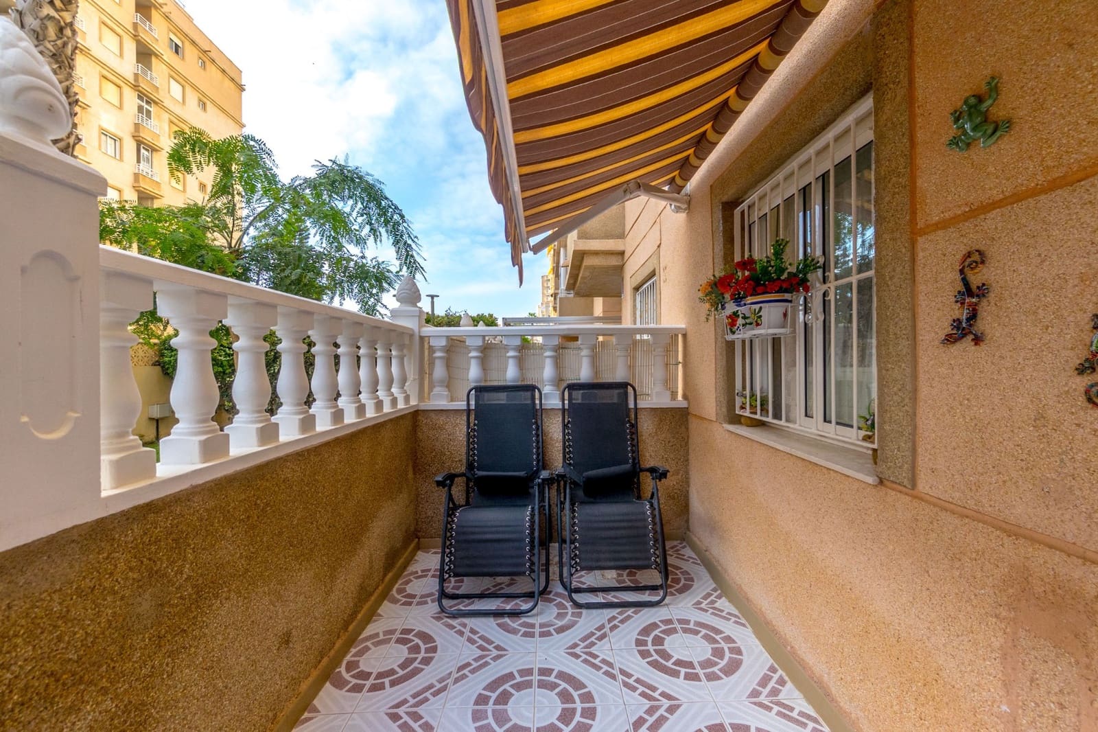 2 slaapkamer Appartement te koop in Torrevieja met zwembad - € 129.900 (Ref: 9314612)