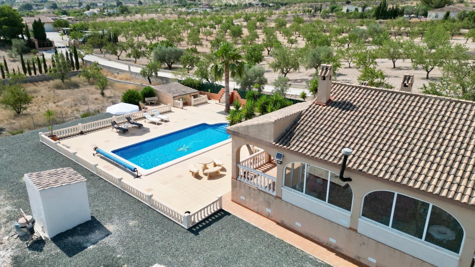 5 soveværelse Villa til salg i Hondon de los Frailes med swimmingpool - € 440.000 (Ref: 9360773)