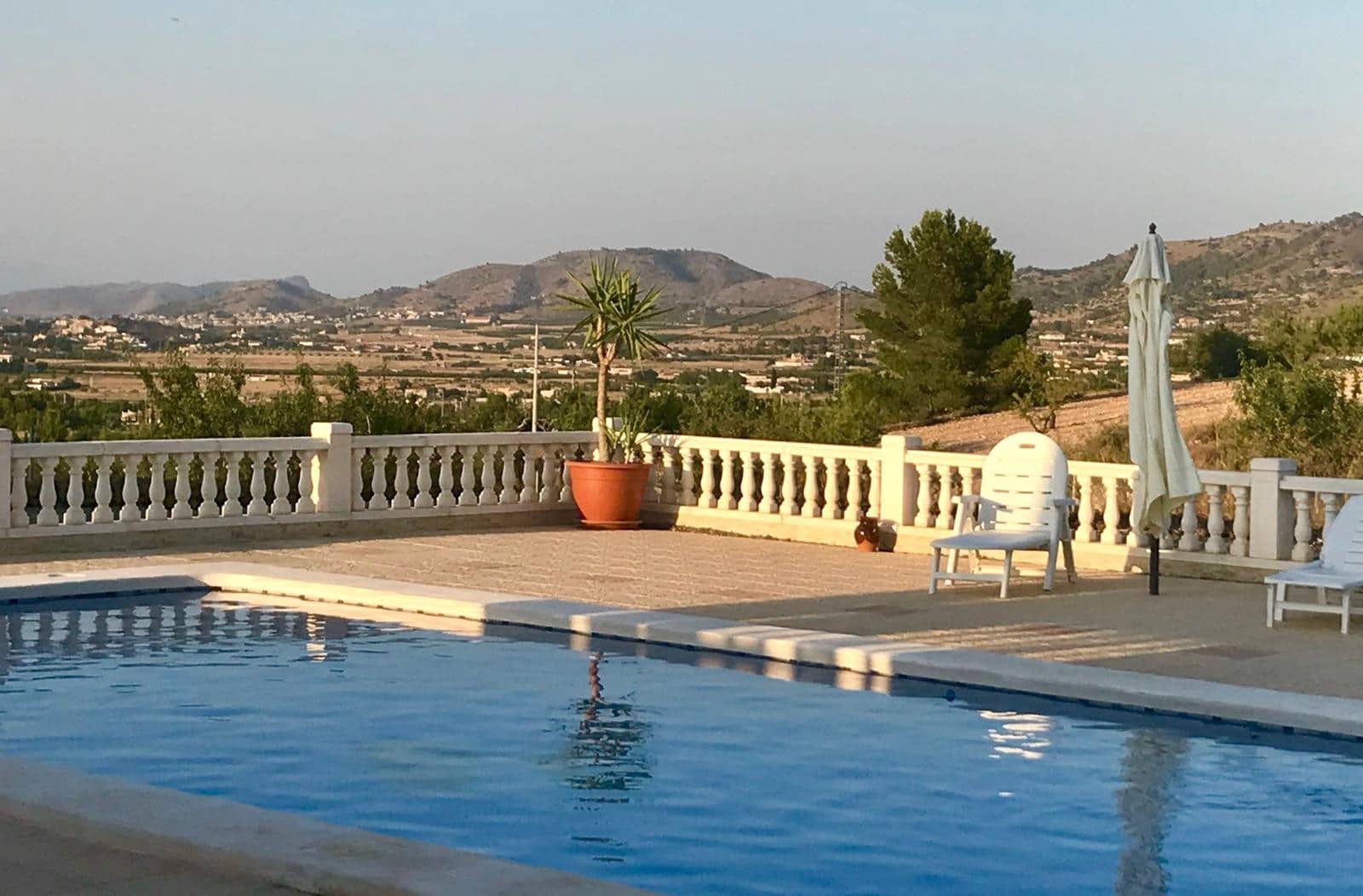 5 Zimmer Villa zu verkaufen in Hondon de los Frailes mit Pool - 440.000 € (Ref: 9360773)
