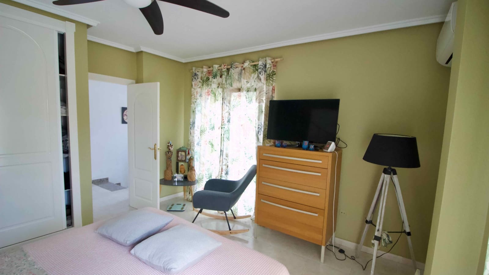 3 bedroom Villa for sale in Ciudad Quesada with pool - € 272,500 (Ref: 9372139)