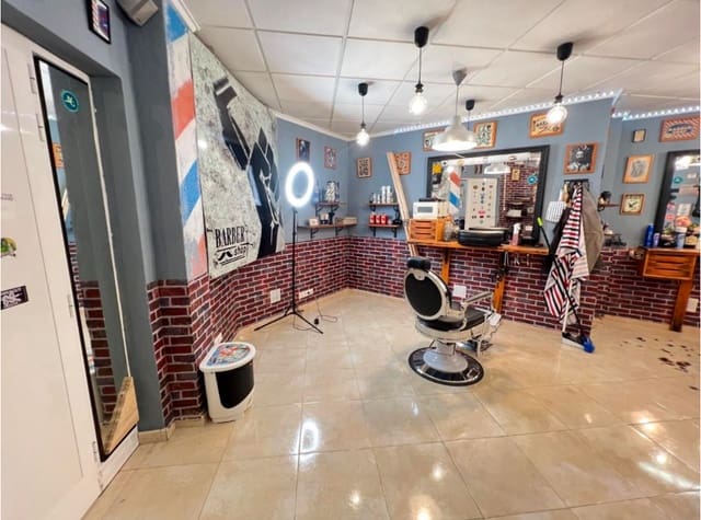 Erhverv til salg i Guardamar del Segura - € 99.900 (Ref: 9372258)