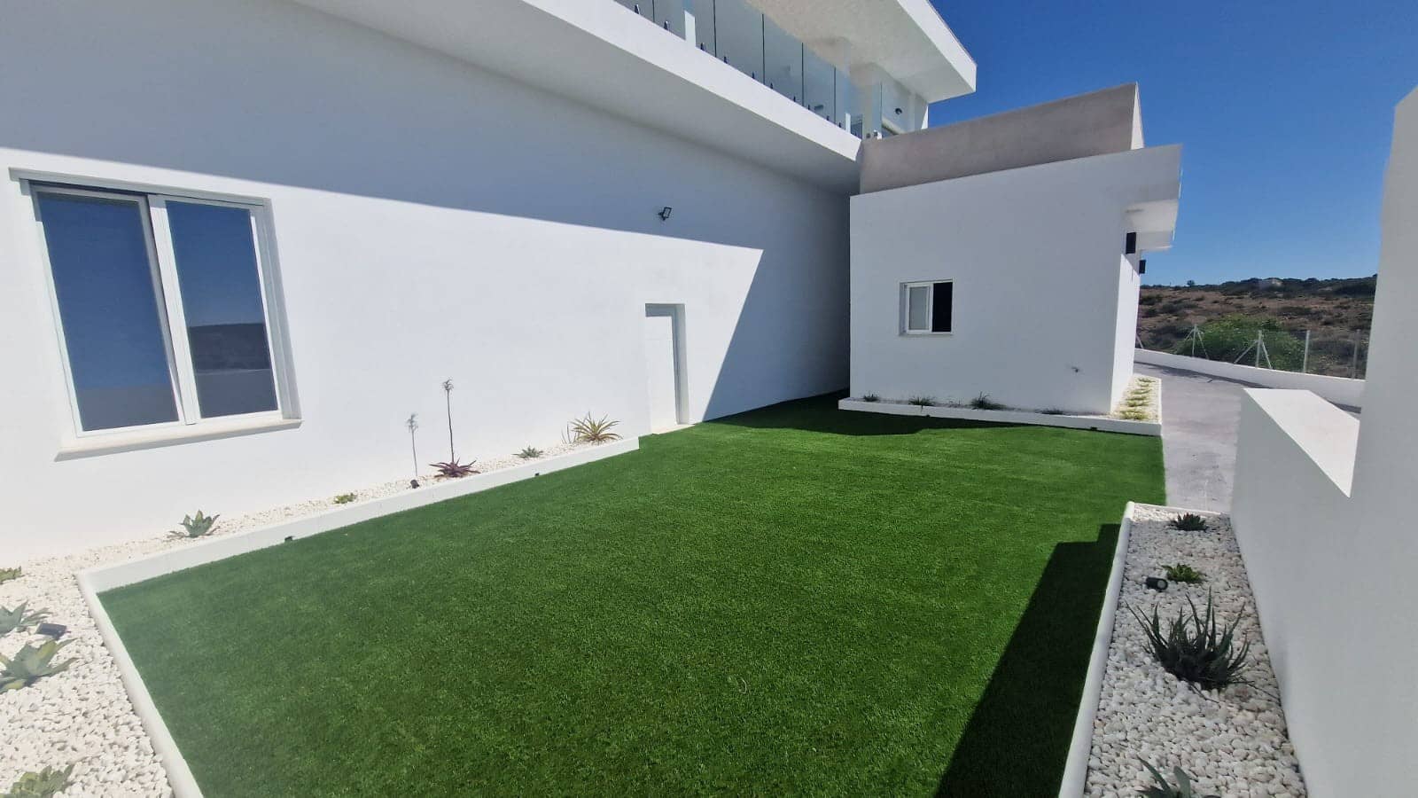 Villa for sale in La Marina with pool - € 1,590,000 (Ref: 9372259)